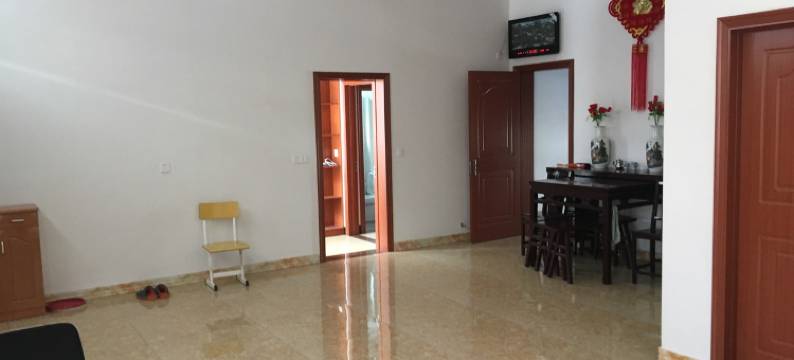 陈忠伟特色民宿(河白线分店)图片