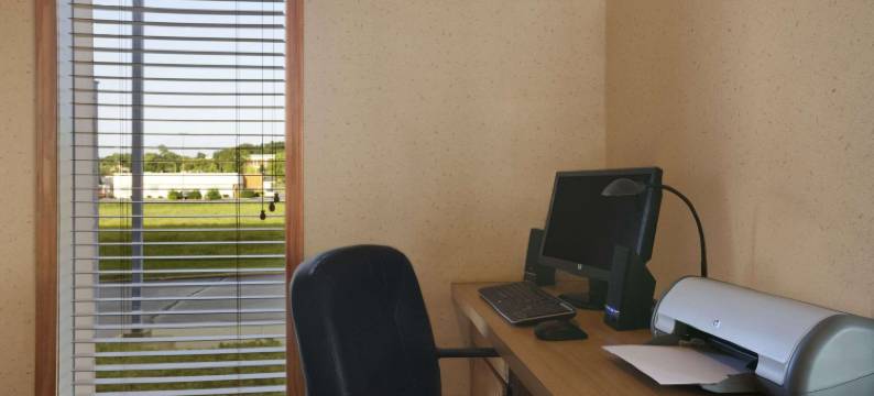 科林斯维尔圣路易斯速8汽车旅馆(Super 8 by Wyndham Collinsville St. Louis)图片