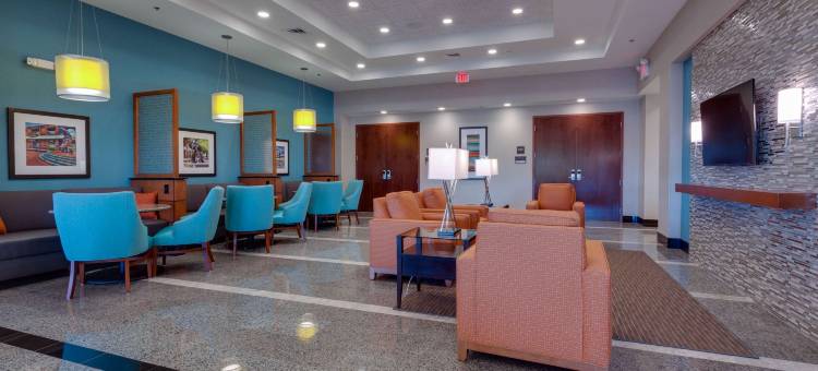 盖恩斯维尔德鲁里套房酒店(Drury Inn & Suites Gainesville)图片