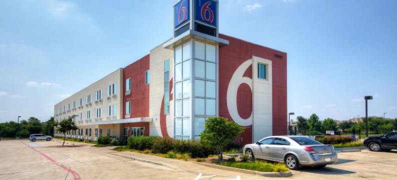 沃斯堡北湖赛道6号汽车旅馆(Motel 6 Roanoke, TX - Northlake - Speedway)图片