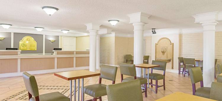 丹佛北格伦拉昆塔温德姆酒店(La Quinta Inn by Wyndham Denver Northglenn)图片