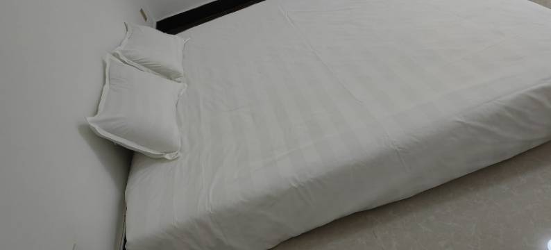 鸣海居点击头像查看更多房源民宿(东港路分店)图片