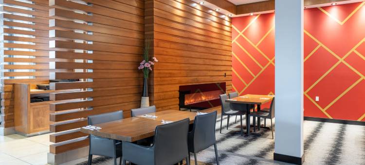 福朋喜来登酒店-埃德蒙顿国际机场(Four Points by Sheraton Edmonton International Airport)图片