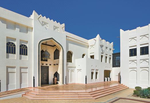 Sharq Village & Spa, a Ritz-Carlton HotelHotel Overview