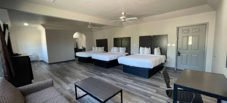 迪金森戴斯酒店(Days Inn by Wyndham Dickinson TX)图片