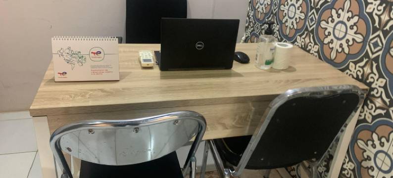 O酒店彭多克普蒂莎蒂卡伊斯兰旅馆靠近朱马特市场阿鲁阿鲁(Hotel O Pondok Puti Sartika SyariahNearPasar Jum'at Aluh Aluh)图片