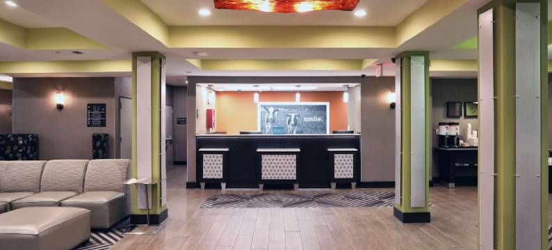 希尔顿欢朋酒店-帕里斯(Hampton Inn Paris)图片