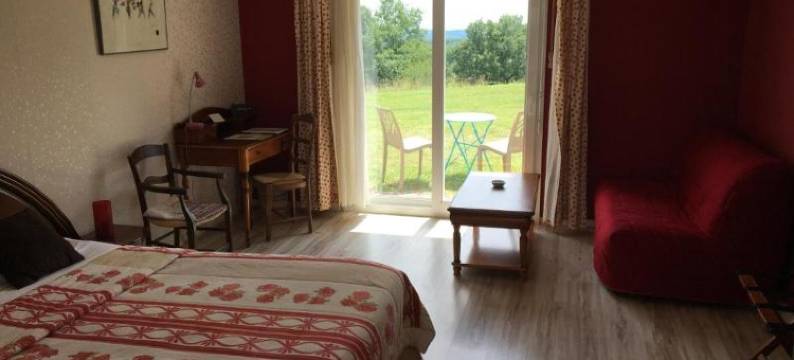 贝日里餐厅酒店(Logis Hotel la Bergerie Hôtel 3 étoiles Restaurant Savoureux)图片