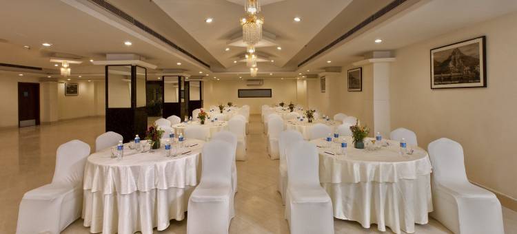 红狐由柠檬树酒店，阿尔瓦尔(Red Fox by Lemon Tree Hotels, Alwar)图片