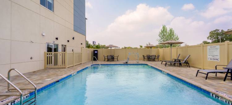 坦帕机场区体育场智选假日酒店及套房(Holiday Inn Express & Suites Tampa Stadium - Airport Area)图片