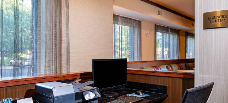 巴特尔克里克万枫酒店(Fairfield Inn Battle Creek)图片