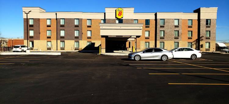 圣路易斯北温德姆速8酒店(Super 8 by Wyndham St. Louis North)图片
