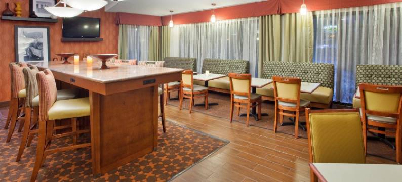 希尔顿欢朋酒店-东哥伦布(Hampton Inn Columbus-East)图片