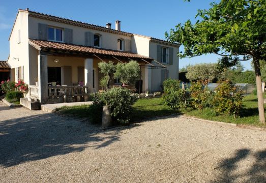 PLEIN COEUR Saint-Rémy de Provence, Villa JELOD, swimming pool, garden not overlooked. Hotel Overview