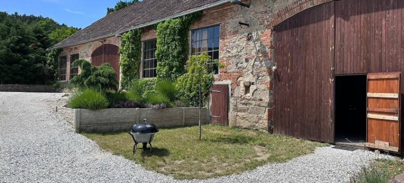 克拉文城堡(Chateau Kravín)图片