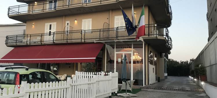 阿斯科特酒店(Hotel Ascot)图片