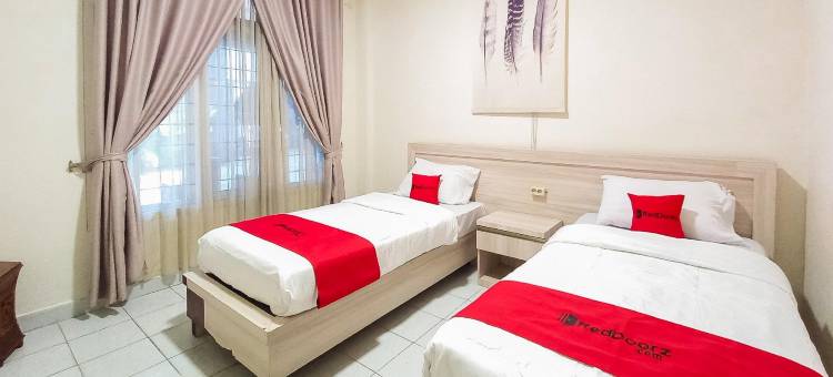 红门酒店@苏托莫廖民宿(RedDoorz @ Homestay Sutomo Riau)图片