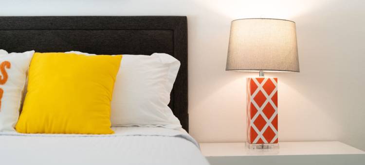 The Popsicle House | Sweet Mid Century Modern Home图片