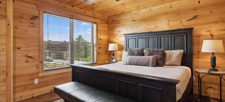 Indoor Pool and Hot Tub Oasis - Spacious Mountain Retreat图片