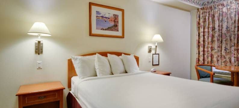 哈仙达岗瓦加邦德酒店(Vagabond Inn Hacienda Heights)图片