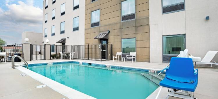 舒适套房酒店(Comfort Inn & Suites)图片