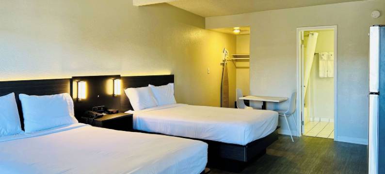 亚利桑那州瓦丘卡堡谢拉维斯塔 Studio 6 酒店(Studio 6 Sierra Vista, AZ – Fort Huachuca)图片