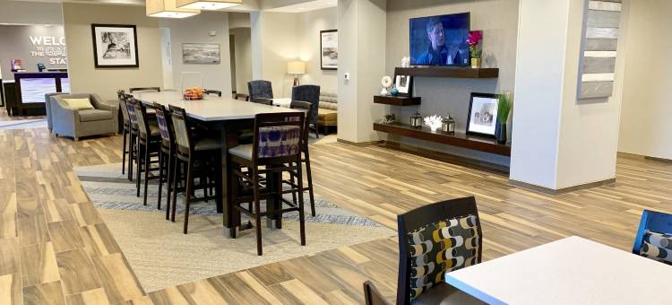 克兰伯里欢朋酒店(Hampton Inn Cranbury)图片