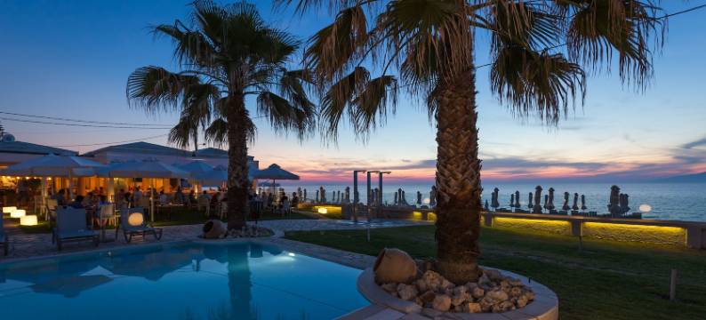 阿查拉维海滩酒店(Acharavi Beach Hotel)图片