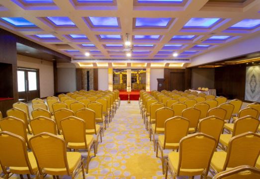 Visthara Inn Hotel Overview