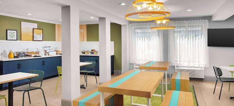 亚特兰大坎伯兰棒球场希尔顿斯帕克酒店(Spark by Hilton Atlanta Cumberland Ballpark)图片