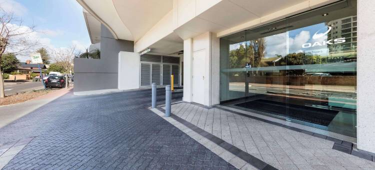 格雷尔自由塔盛橡套房酒店(Oaks Glenelg Liberty Suites)图片