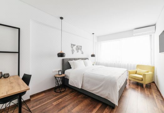 Evapollo Hotel Overview