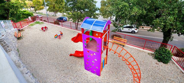 利迪亚别墅酒店(Apartment Villa Lidija)图片