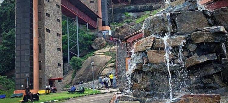 阿贝奥库塔两卧室房屋，可容纳4人，带免费停车(Abeokuta 2-Bed House Sleeps 4 with Free Parking)图片