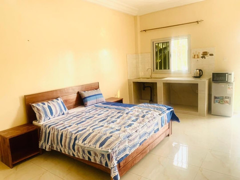 艾斯科尔·圣-路易酒店餐厅