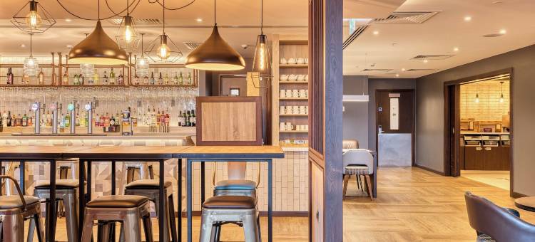 伦敦码头(坎宁镇)优品迎酒店(Premier Inn London Docklands (Canning Town))图片