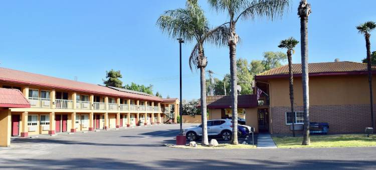 维塞利亚速8酒店(Super 8 by Wyndham Visalia)图片