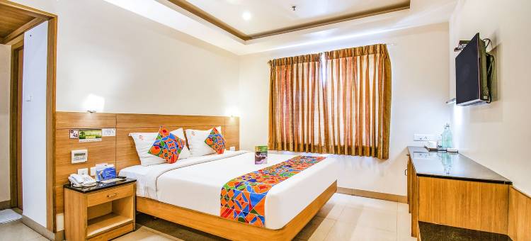 法布酒店尊贵皇家城堡-科印巴托北火车站附近(FabHotel Prime Royal Castle - Nr Coimbatore North Railway Station)图片