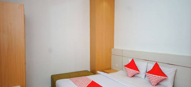 Townhouse Oak巨港酒店，靠近巨港高尔夫俱乐部，前KR酒店(Townhouse Oak Palembang near Palembang Golf Club formerly KR Hotel)图片