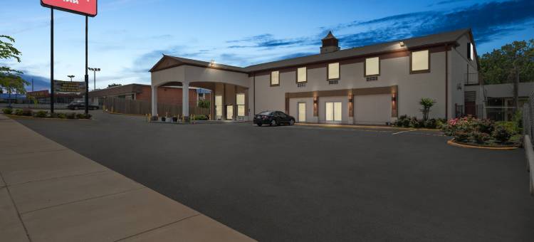 红屋顶酒店孟菲斯 - 格雷斯兰/机场(Red Roof Inn Memphis - Graceland/ Airport)图片