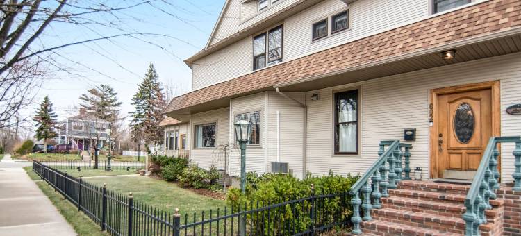 拉丁顿灯光民宿(The Lamplighter Bed & Breakfast of Ludington)图片