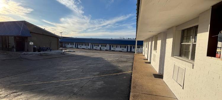 6号汽车旅馆苏利文，密苏里州(Motel 6 Sullivan MO)图片