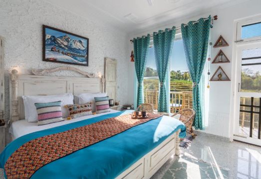 The Himaal, Bir - Luxury Boutique Homestay Hotel Overview