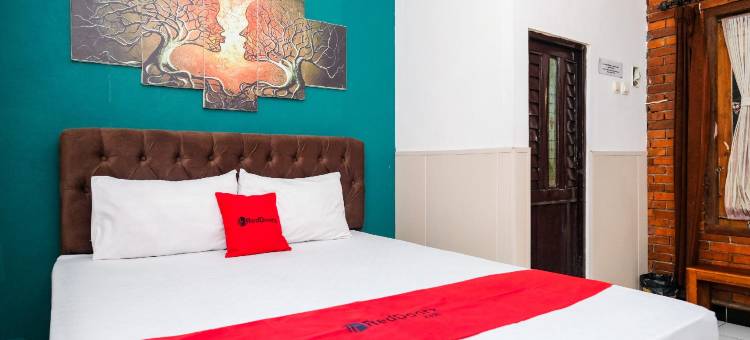 红多兹伊斯兰酒店-近马格朗阿克米尔(RedDoorz Syariah Near Akmil Magelang)图片