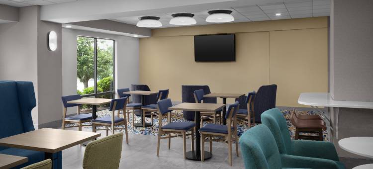 希尔顿欢朋酒店-勒诺城(Hampton Inn Lenoir City)图片