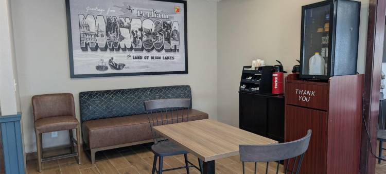 佩勒姆温德姆速8酒店(Super 8 by Wyndham Perham)图片