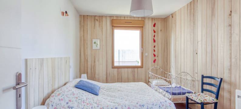 Pleasant Cottage in Challerange图片