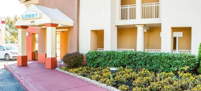 罗德威酒店-芒特劳雷尔73号公路(Rodeway Inn Mount Laurel Hwy 73)图片