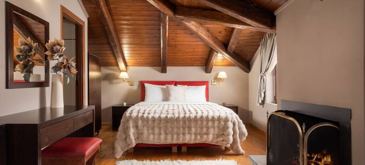 蒙斯阿拉霍瓦(Mons Arachova)图片