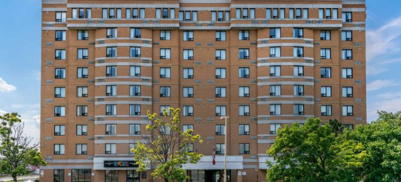 蒙特利尔东凯艺套房酒店(Quality Inn and Suites Montreal East)图片